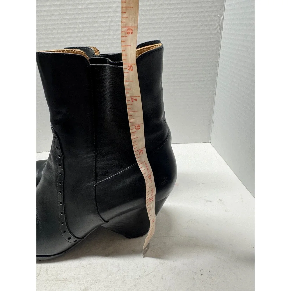 John Fluevog Black Leather Pointed Ankle Boots Block Heel Purpose Intent 7.5